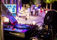 DJ konferansjer na wesele Toruń – oprawa muzyczna wesela